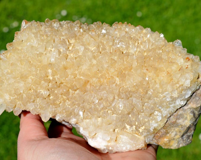 Calcite 2560 grams - Limestone quarry, Limont-Fontaine, Maubeuge, Avesnes-sur-Helpe, Nord, Hauts-de-France, France