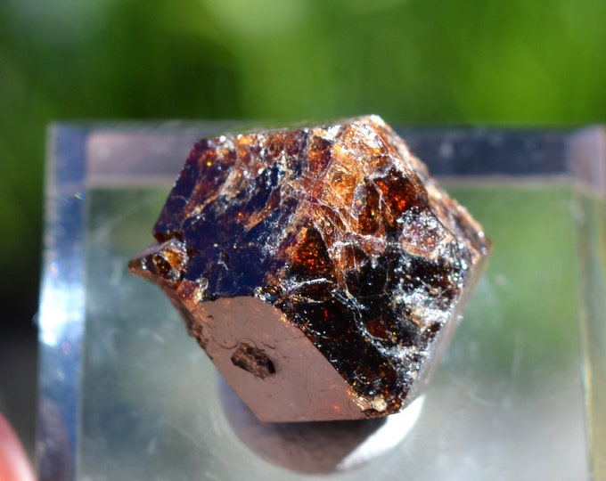 Garnet var. Grossular 15 grams - Rubeho Mountains, Kilosa District, Morogoro Region, Tanzania