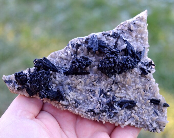 Quartz & Taramite 262 grams - Ribeirão da Folha, Minas Novas, Minas Gerais, Brazil