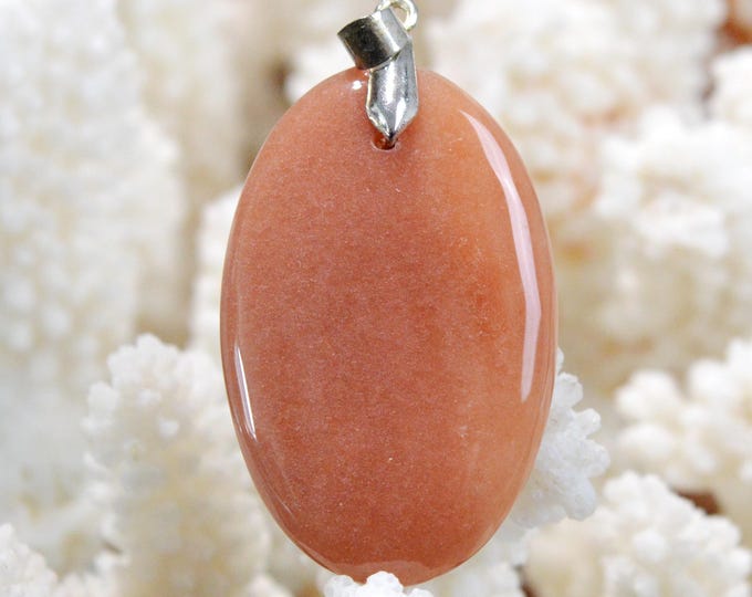 49-carat red aventurine - natural stone cabochon pendant - Canada / GC15