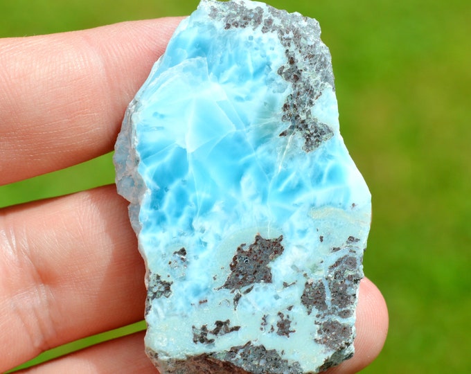 Pectolite var. Larimar 36 grams - Filipinas Larimar Mine, Los Checheses, Sierra de Baoruco, Barahona Province, Dominican Republic