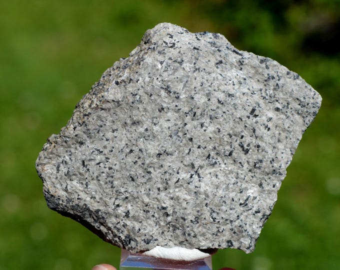 Nepheline-syenite 164 grams - Nosy Komba, Nosy Be, Diana, Madagascar