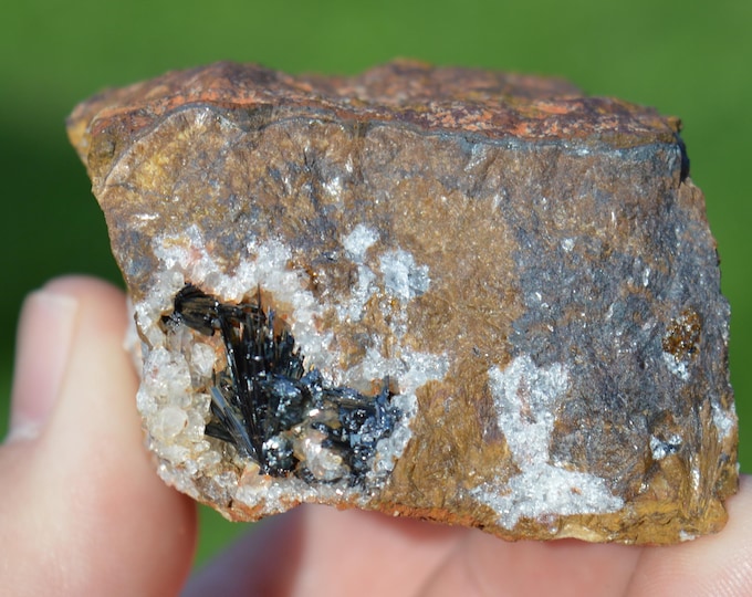 Goethite 226 grams - Les Redoutières Mine, Chaillac Mines, Chaillac, Le Blanc, Indre, Centre-Val de Loire, France