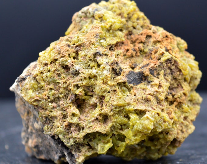 Pyromorphite - 142 grams - Les Farges, Ussel, Correze, France