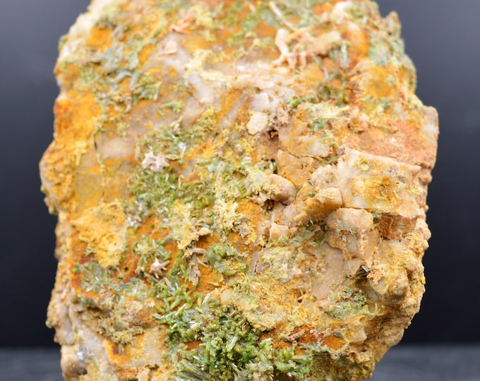 Pyromorphite 496 grams - Steinbach, Cernay, Haut-Rhin, Grand Est, France
