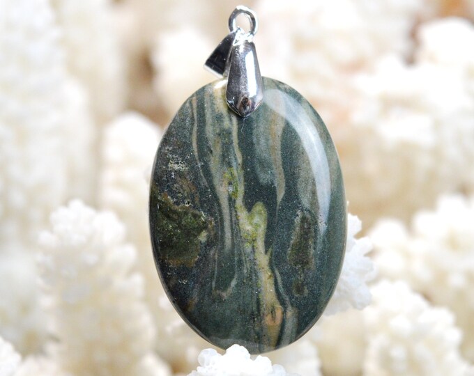 40 carat Jasper - natural stone cabochon pendant - Africa // CX75