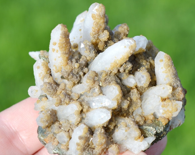 Quartz & Sphärosiderite Pyrite 183 grams - Baia Sprie mine, Baia Sprie, Maramureș County, Romania