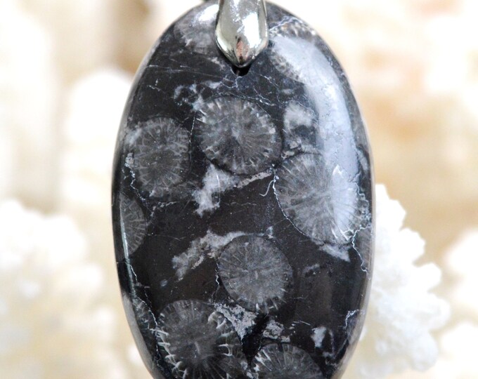 43 carat fossil coral - natural stone cabochon pendant - Indonesia // BN59