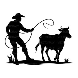 Pode incluir: Uma silhueta preta de um cowboy usando um chapéu de abas largas, em pé sobre um pedaço de grama enquanto segura uma corda de laço estendida em direção a uma vaca. O design está sobre um fundo branco com texto repetido na imagem.