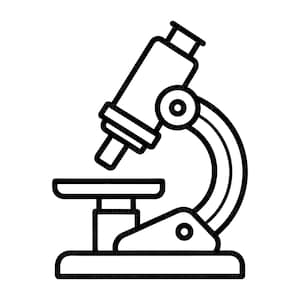 Può includere: Illustrazione in bianco e nero di un microscopio. Il microscopio ha una base, un tavolino portaoggetti, lenti obiettivo e un oculare. Il design è semplice e adatto a temi educativi o scientifici.