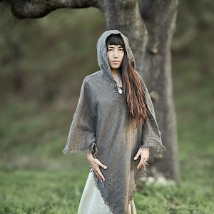 Unisex Wool Poncho, Hood Wool Poncho, Wool Cape,  All Season Poncho, Earthy Clothing, Boho Poncho, Hippie Clothing, Psytrance Clothing