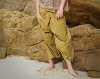 Pantaloni da pescatore terroso, Pantaloni tailandesi naturali, Pantaloni di cotone naturale, Pantaloni gialli, Pantaloni con cavallo basso, Pantaloni unisex, Pantaloni Hippie, Pantaloni Yoga