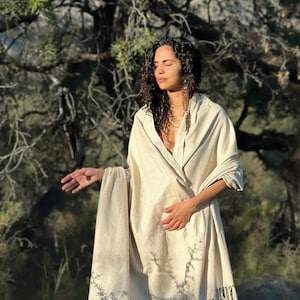Big Natural Raw Silk Shawl, Raw Silk Shawl, Silk Shawl, Hand Loomed Shawl, Earthy Shawl, Unisex Shawl, Boho Wrap, Earthy Accessories
