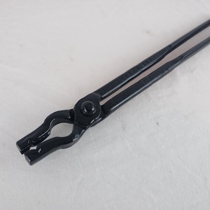 Blacksmith 3/8" v bit tongs, bolt jaw tongs