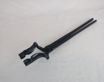 Blacksmith 1 inch Goose neck tongs, offset v bit tongs, bolt tongs