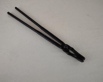 Blacksmith Flat jaw tongs for 3/16-3/8