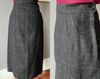 Vintage 24" 1950s faint plaid print pencil Wiggle skirt