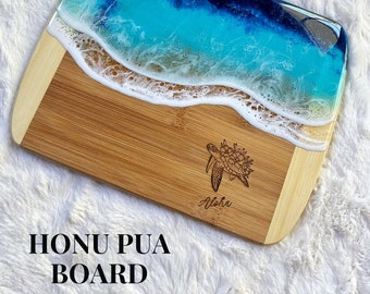 HONU PUA Planche océanique Maui fabriquée | Planche de charcuterie aux fleurs de tortue | Plateau de fromages en résine | Idée cadeau | Art hawaïen | Cadeau de mariage à la plage