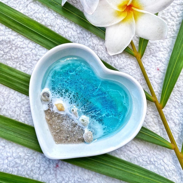 Made in Hawaii Ocean trinket dish made on Maui | Ocean Jewelry Dish | Beach Wedding Favors | Ring Dish | Heart ring dish | Gift for her