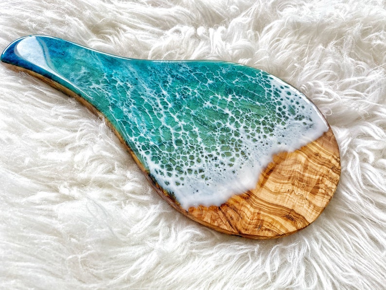Spoon rest "Makai" Hawaii made | Ocean spoon rest made on Maui | Aloha gift idea Aloha | Charcuterie board | Small cheese board | Xmas gift Sea foam blue green