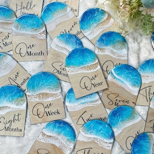 Marqueurs d’étape mensuels pour bébé fabriqués à Hawaï | Cartes d’étape mensuelles pour bébés | Jalons de la vague de résine | Jalons de bébé à Beach House