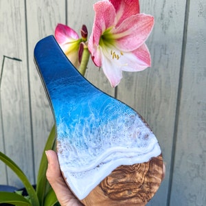Spoon rest "Makai" Hawaii made | Ocean spoon rest made on Maui | Aloha gift idea Aloha | Charcuterie board | Small cheese board | Xmas gift image 2
