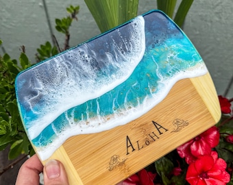 Planche à charcuterie ALOHA Wave Design| Petite planche océan 8x6 fabriquée à Hawai'i | Plateau de fromages de plage | Plateau de fromages fabriqué à Maui | Idée cadeau Maui