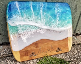 Planche ALOHA Ocean Fabriquée à Maui 11x8 | Planche de Charcuterie Océan | Planche de service de plage | Planche à fromage fabriquée à Hawaï | Idée cadeau | Art en résine