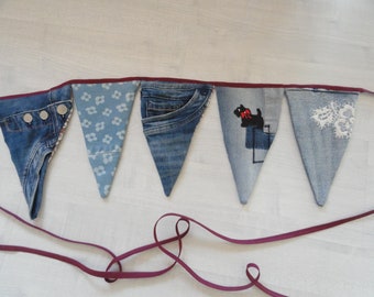 Pennant Necklace Jeans
