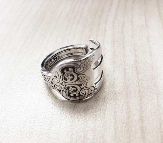 Fifi Fork Ring