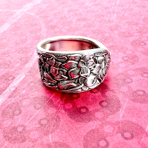 Narcissus Spoon Ring