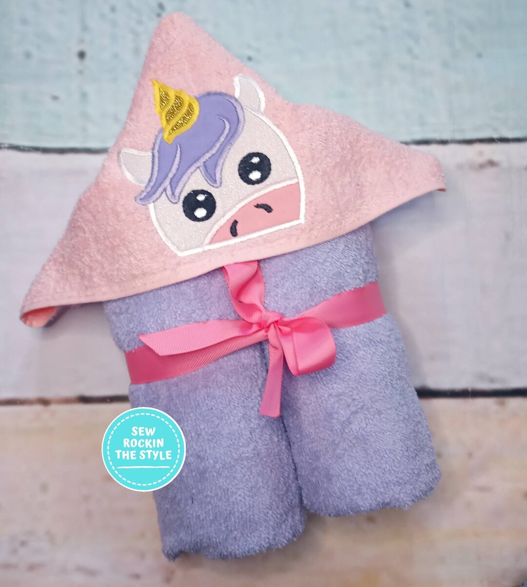 Cardigan à Capuche Serviette Pour Fille 7 Ans - Occasion En Très Bon état