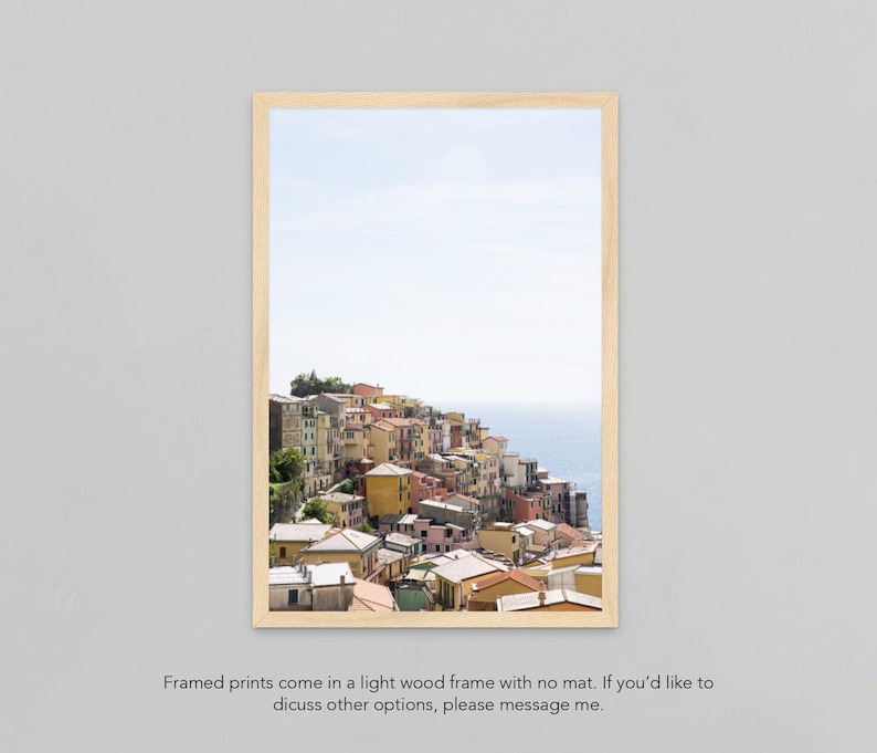 Cinque Terre Italien-tryck, färgglad resefotografi, vertikal pastellkonstverk, Manarola-kustenposter, väggdekor med reslust bild 4