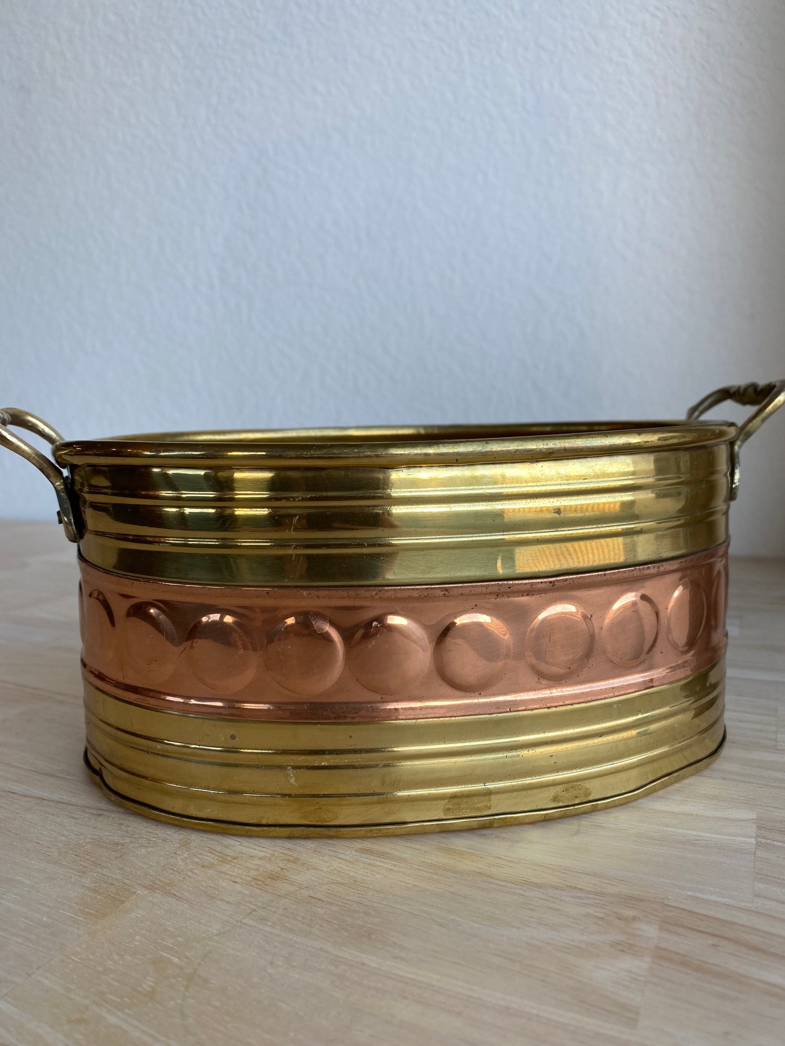 Brass copper oval planter with handles Etsy.de