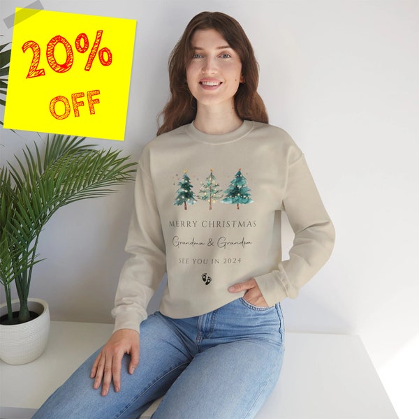 GRANDMA and GRANDPA CUSTOM Unisex Heavy Blend Crewneck Sweatshirt, Fashionable Sweatshirts for a Cozy and Stylish Look Unique Christmas Gift