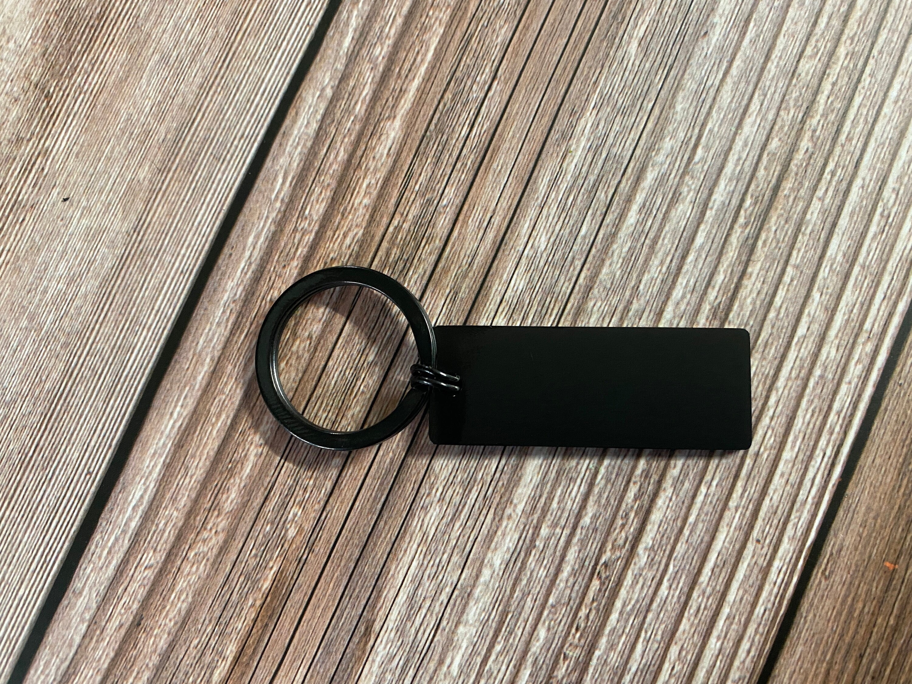 Green Leather Key Chain, Stainless Steel Carabiner Clip, Custom text, Fob  Holder, FREE Personalization