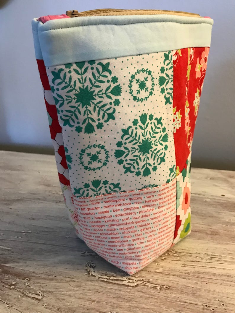 Makeup bag Tall Zipper Pouch Handmade Quilted