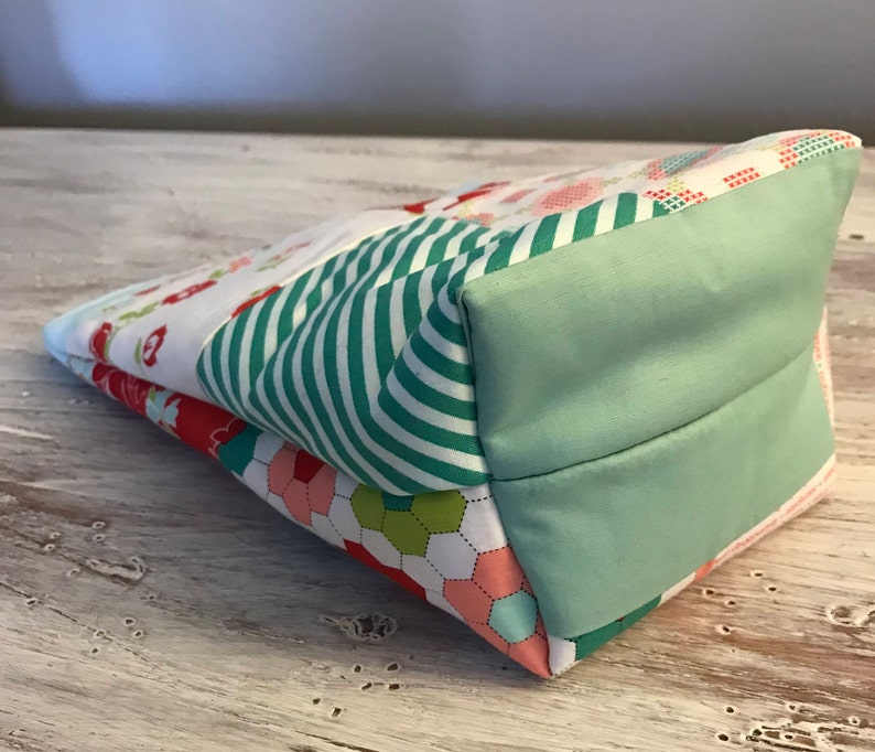 Makeup bag Tall Zipper Pouch Handmade Quilted