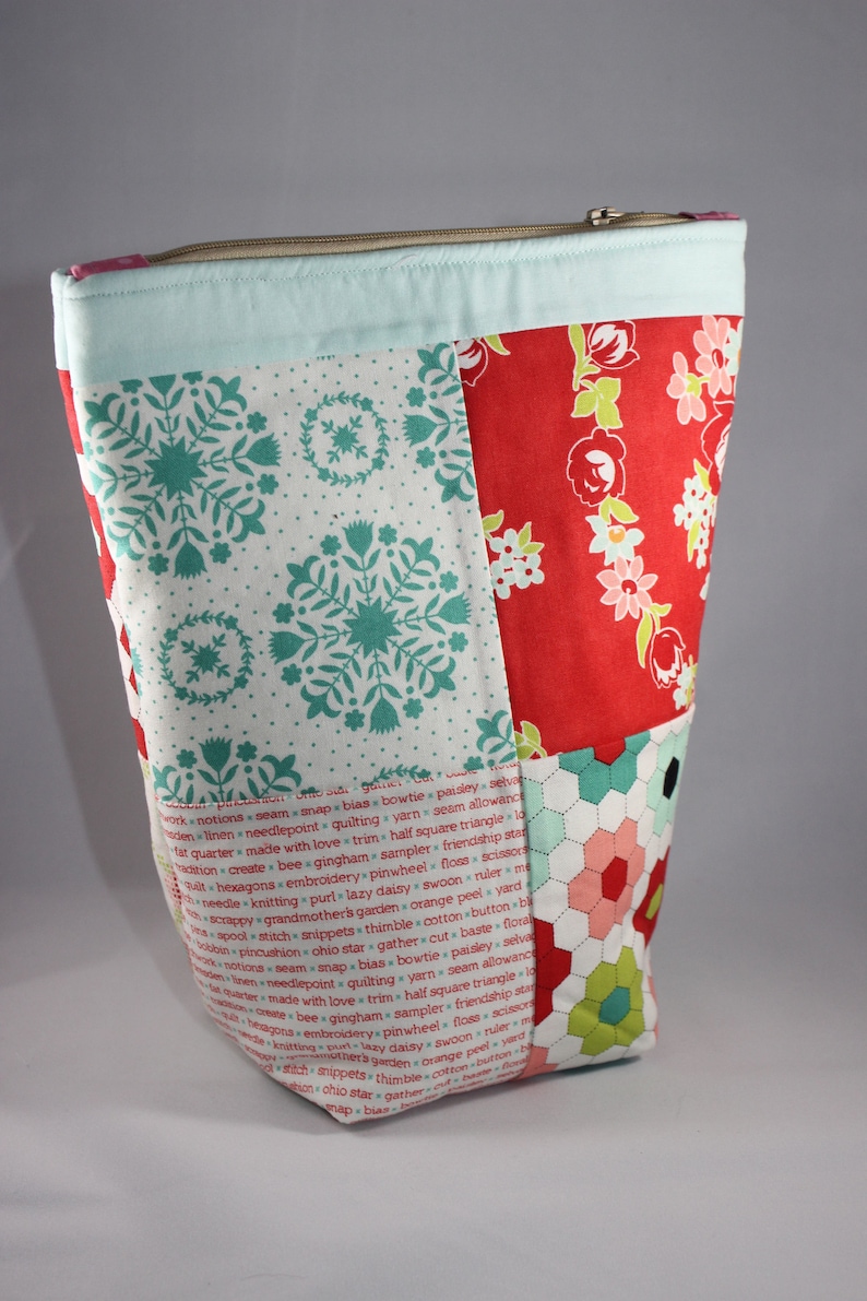 Makeup bag Tall Zipper Pouch Handmade Quilted