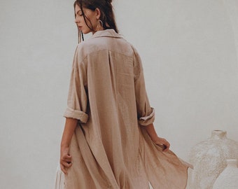 Abito camicia di lino beige • Abito spolverino di lino Boho • Abito camicia oversize Boho • Camicia tunica abbottonata a maniche lunghe • Copricostume da spiaggia da donna