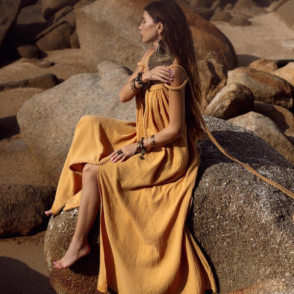 Vestido de celebração em ouro amarelo, vestido de deusa solar, manto do solstício da abundância, vestido grego orgânico