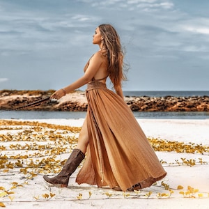 Amazing adjustable back dress for night-outs or special occasions. This perfect bohemian outfit is designed with love and care.