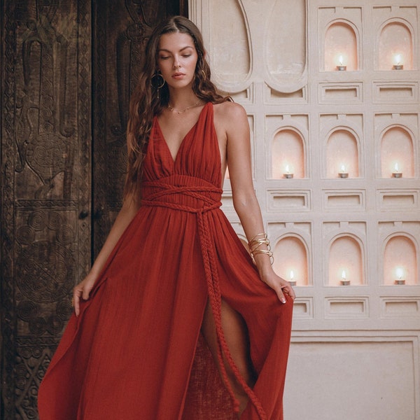 Rote griechische Göttin Kleid • Boho Toga griechischen Kleid • Boho Kleid mit offenem Rücken • Boho Brautjungfer Kleid • Verstellbares geflochtenes Robe-Kleid