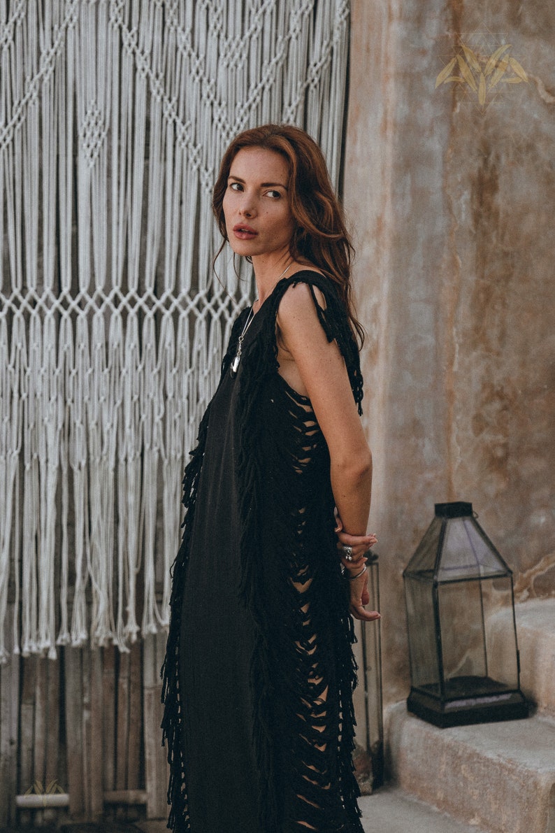 Chic & Practical - Discover ultimate comfort and style with this frayed beach cover up dress! Lightweight & made of breathable handwoven cotton, this black dress will keep you looking & feeling fabulous!