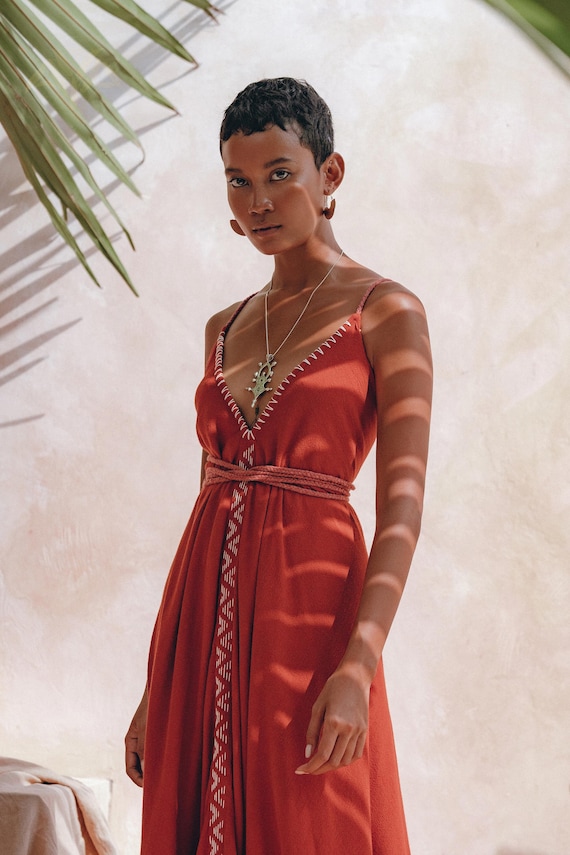 Red Boho Bridesmaid Dress Minimalist Dress Bohemian Minimalist Dress Adjustable Boho Maxi Dress Handmade Embroidery Open Back Dress Etsy Canada