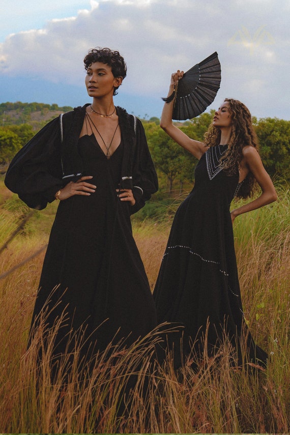 dresses with built in corset Seabinayed Satin Prom 2025 Pleated A Line Sleeveless Black Midi Tea Party Dress Cocktail Formal Evening Gowns for Women Pockets US0 : Clothing, Shoes & Jewelry T-Shirt Dress in inner ribbon loops Best Dresses to Hide Color:Dusty Peach