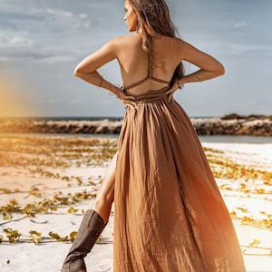 Tuen heads and look confidently beautiful with a must-have Greek Goddess Dress. Available in sizes XS/S/M/L/XL.