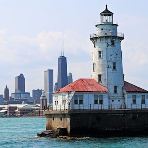 Chicago Harbor Lighthouse Professional Print (5x7, 8x10, 11x14), Chicago Photography, Lighthouse Wall Art, Chicago Skyline Photo
