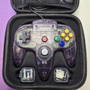 Nintendo(任天堂)64 収納ケース付き ファミコン本体 コントローラー