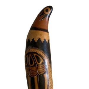 Uccello di zucca d'arte peruviana vintage fatto a mano Arte popolare del Perù